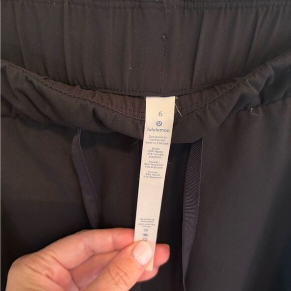 Lululemon Athletica High Rise 7/8 length Pants size 6 - Picture 3 of 7